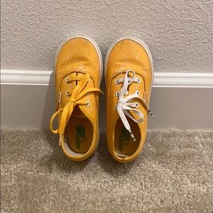 toddler yellow vans!